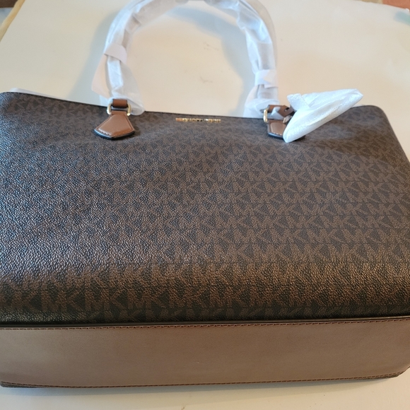 MICHAEL KORS "SHEILA" TOTE BAG - Picture 4 of 8